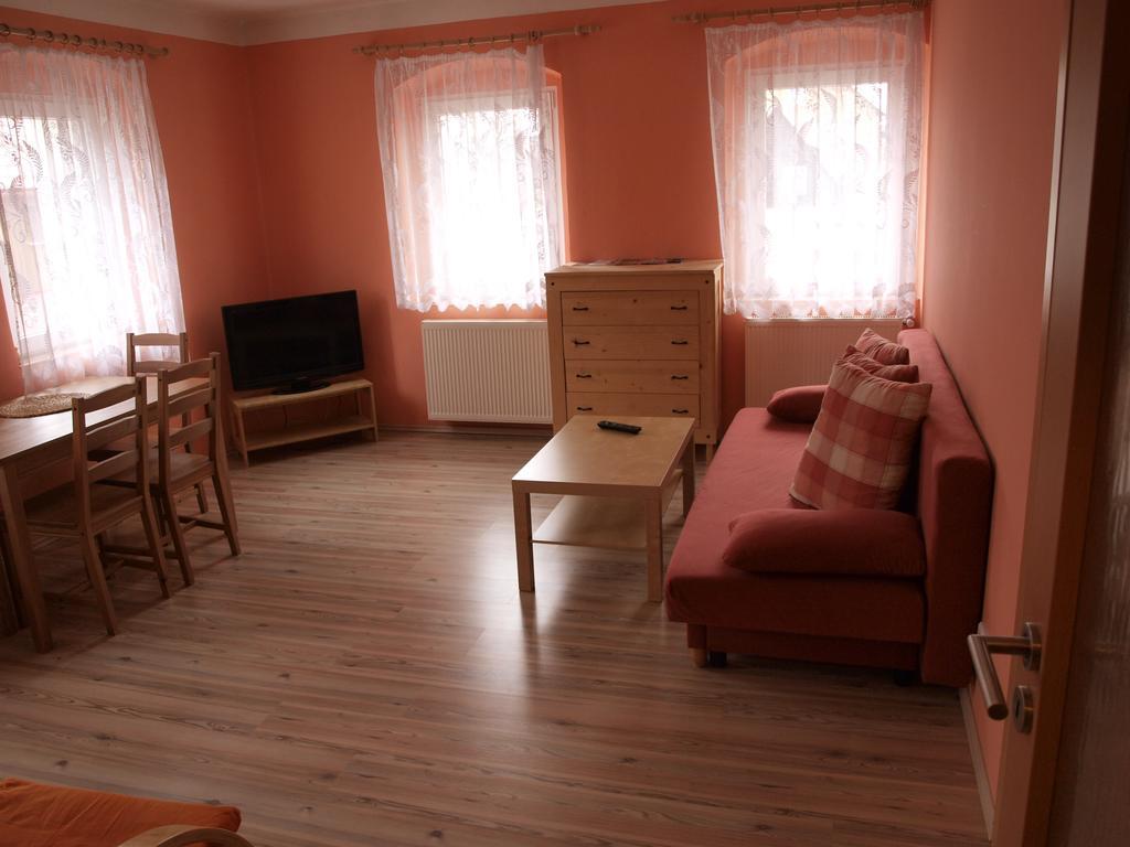 Apartments Viktoria Klinovec Kovářská Exteriér fotografie